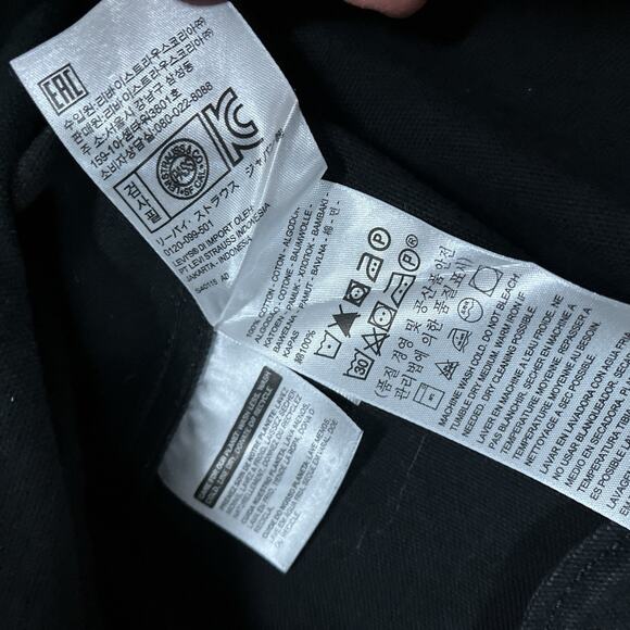 Levi’s Black Engineer Chore Coat Size Large Supernatural Dean Winchester - Picture 8 of 11